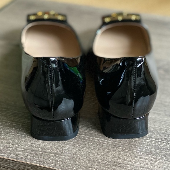 NEW Tory Burch Gigi Patent Leather Pump - Picture 4 of 4